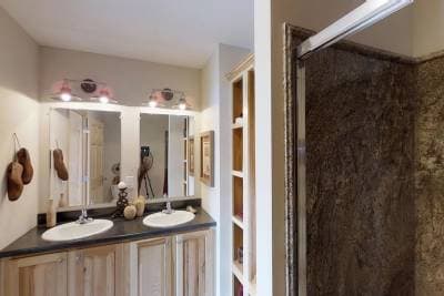 Edge le127 bathroom home features