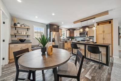 Merlot interior home features