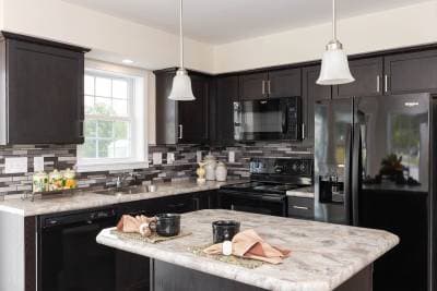 Acadia kitchen home features