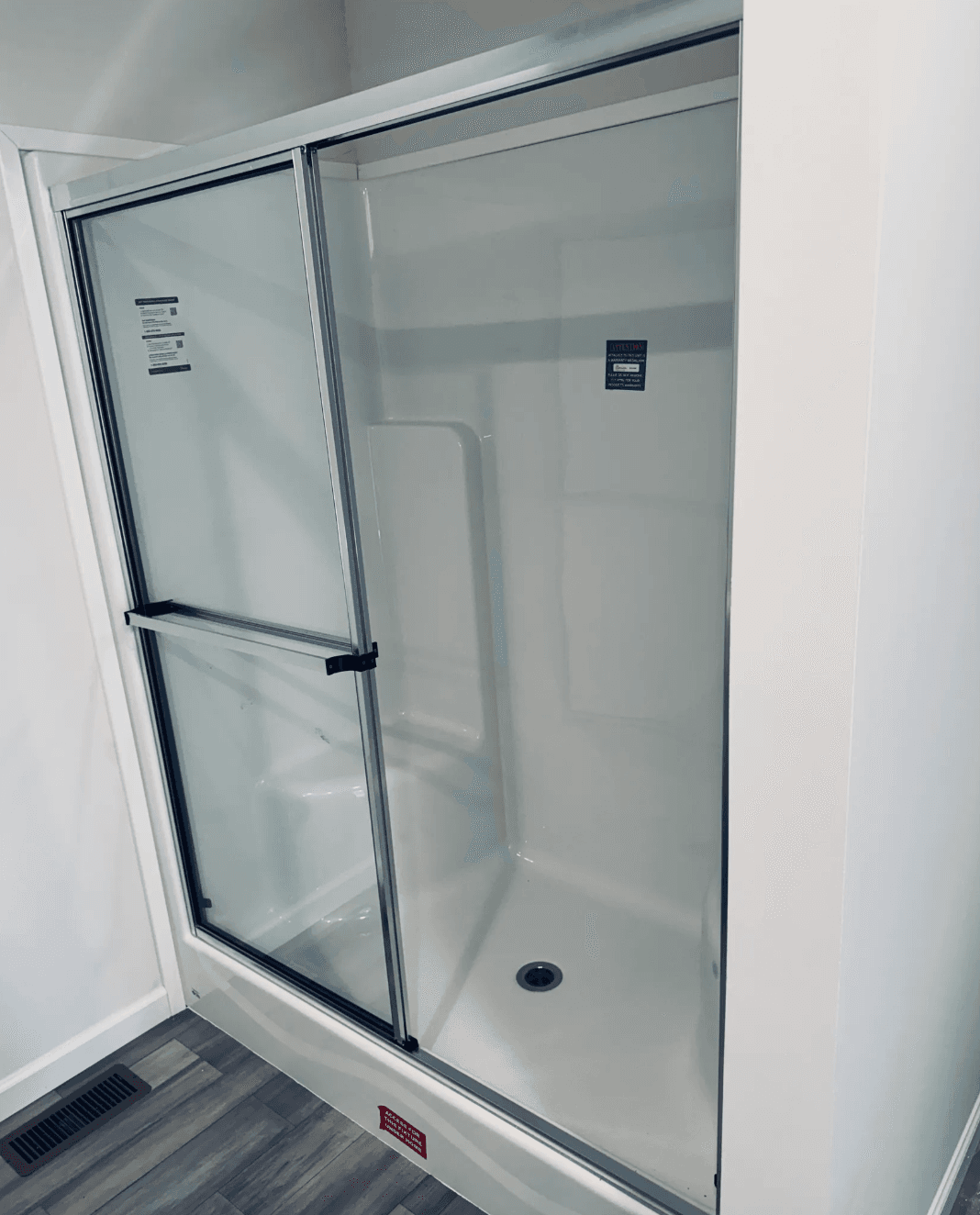 Tourmaline bathroom home features