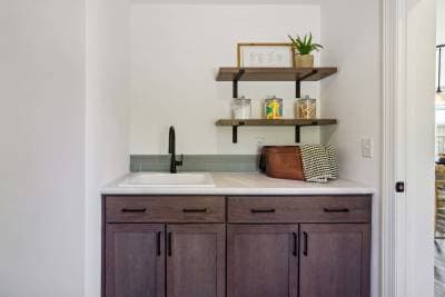 Napa valley bathroom home features