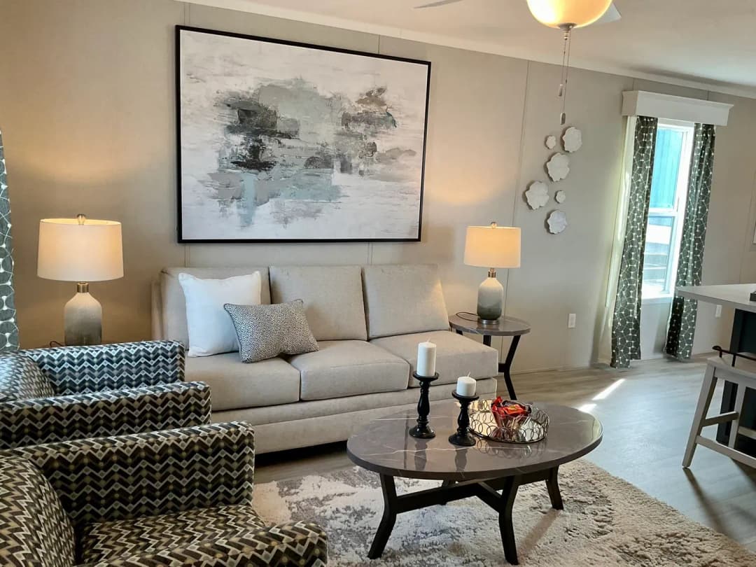 Peridot 66 interior home features