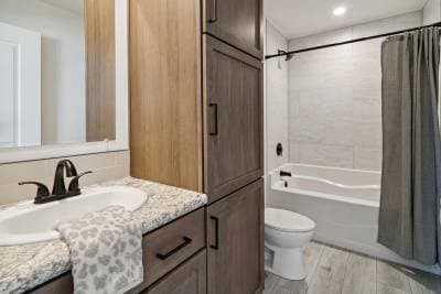 Napa valley bathroom home features