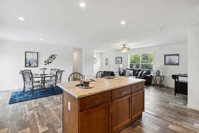 Ne-610 interior home features