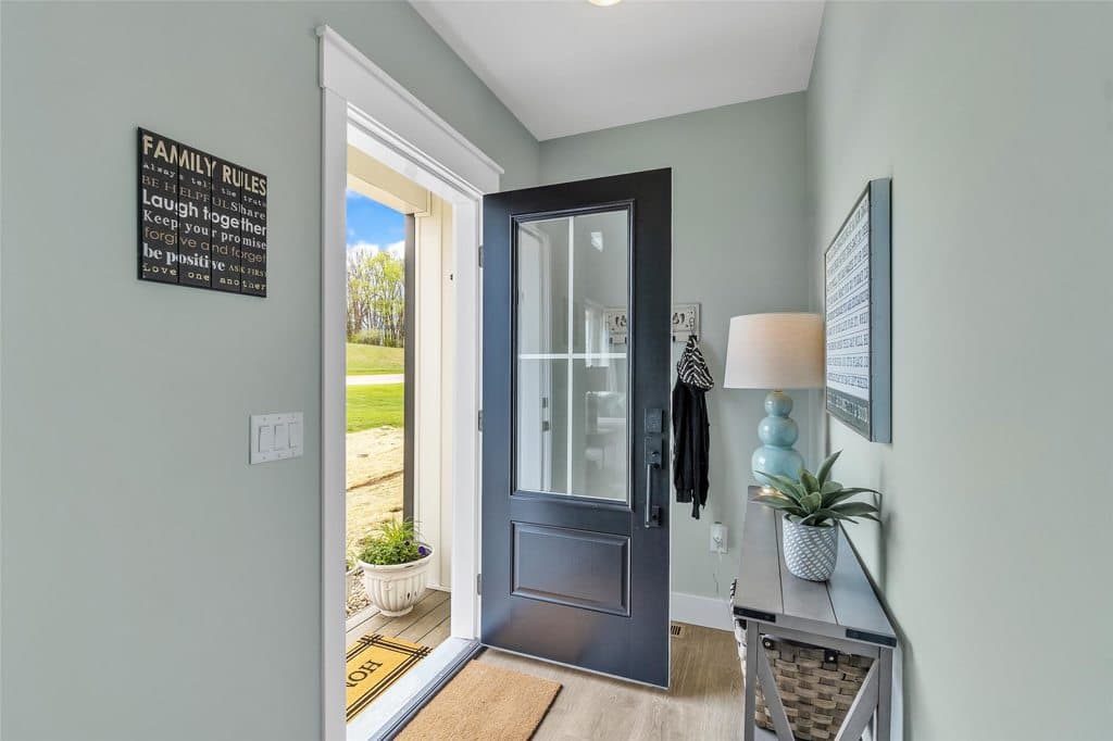 Otter creek interior home features