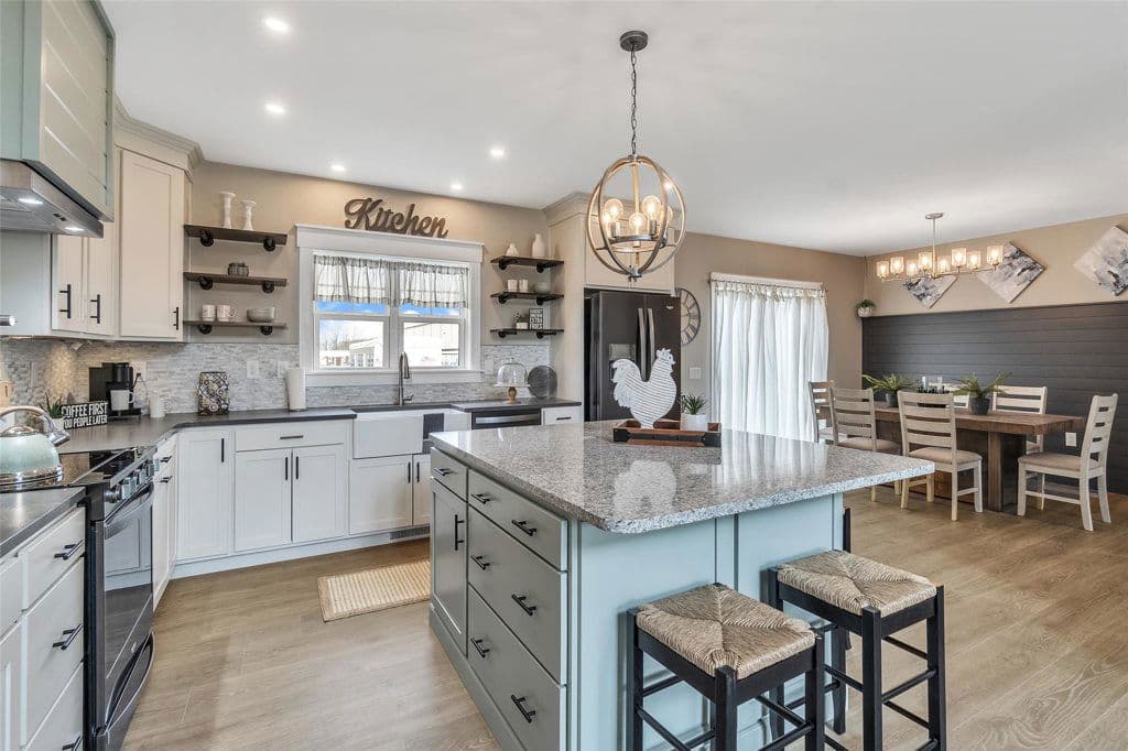 Otter creek kitchen home features