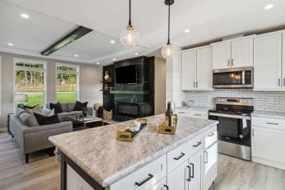 Cabernet kitchen home features