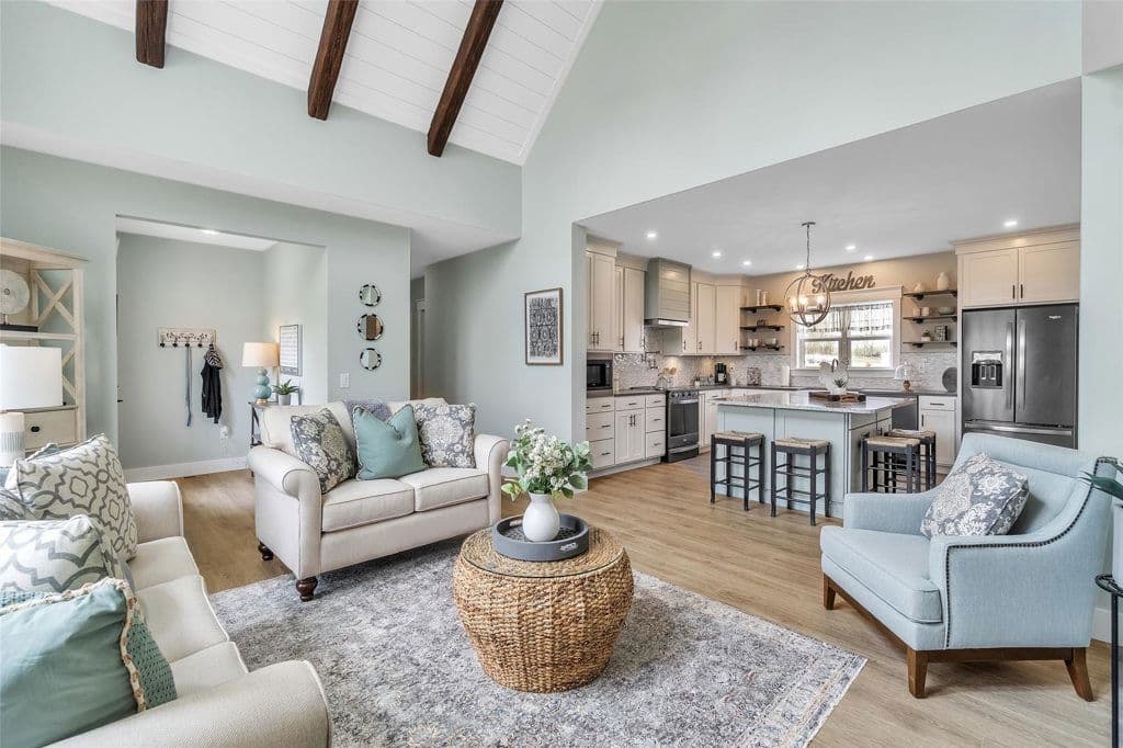 Otter creek interior home features