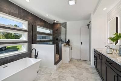 Cabernet bathroom home features