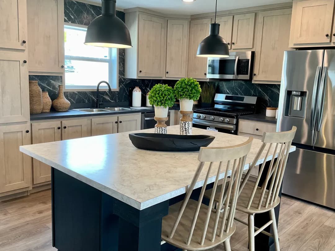 Emerald kitchen home features