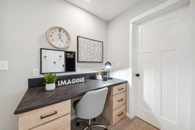 Merlot interior home features