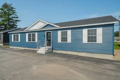 Ne-619 elevation and exterior home features