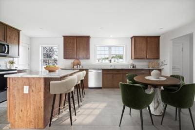 Ne-613 hero and interior home features