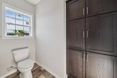 Pinot bathroom home features